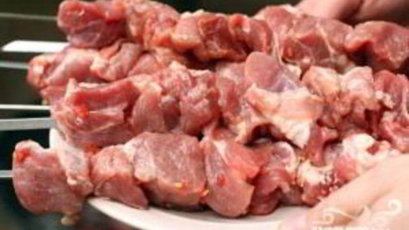 шашлык из свинины с помидорами