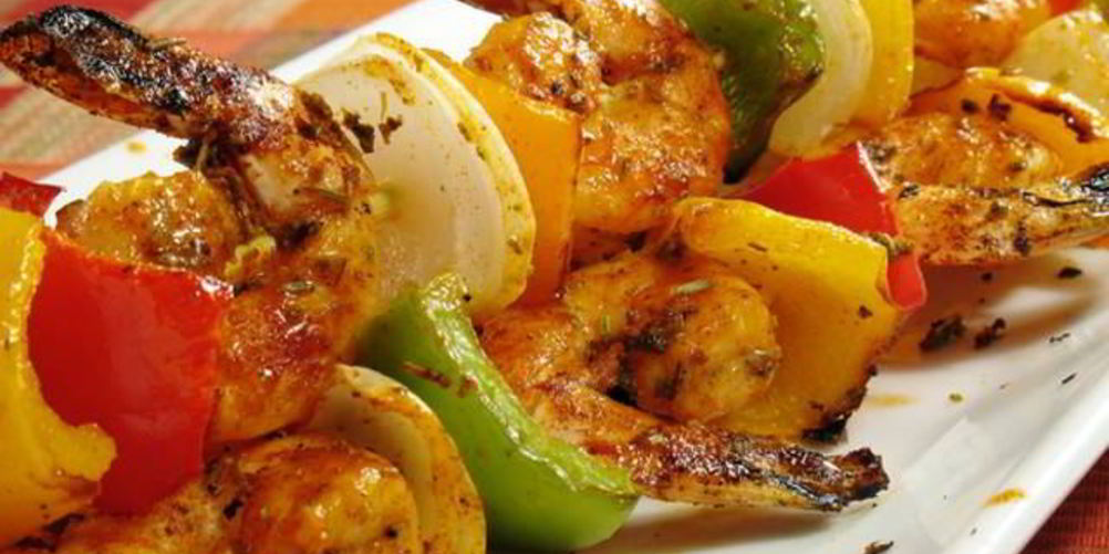 Рецепт шашлыка с креветками и овощами