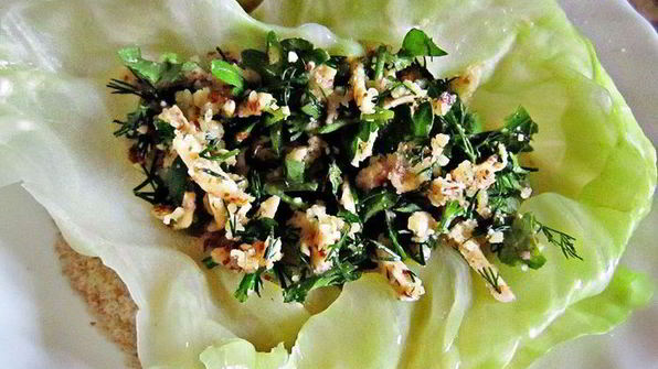 пикантные шницели из молодой капусты