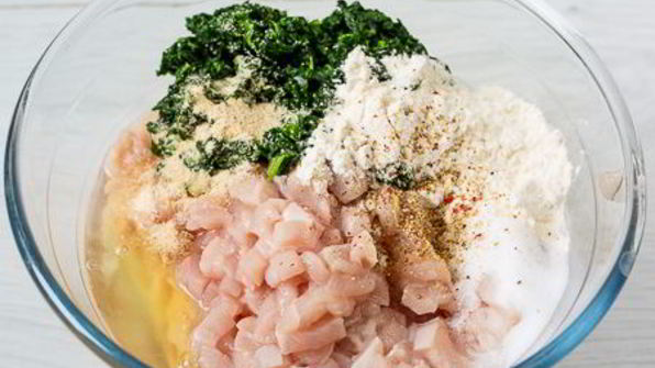 рубленые куриные шницели со шпинатом