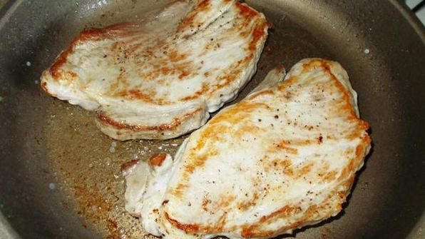 запеченный свиной шницель