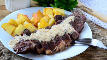 Французский перченый стейк