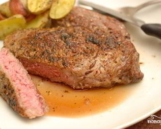 Стейк из телятины на сковороде