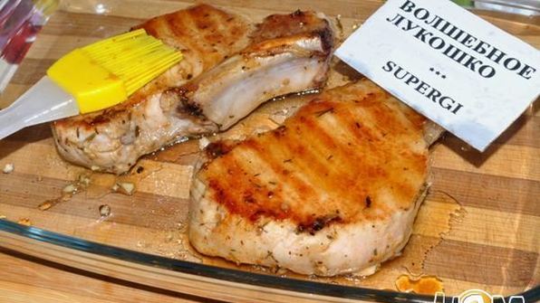 стейк с брюссельской капустой и сельдереем