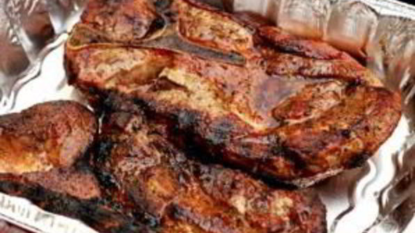 стейки из свинины