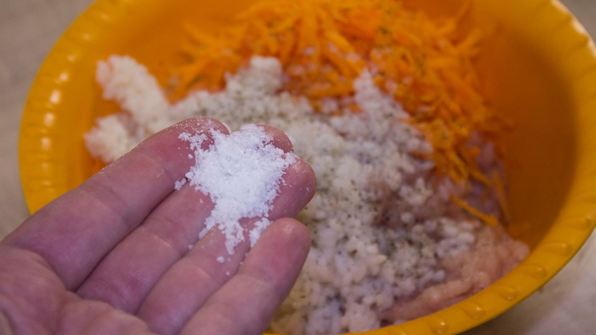 диетические тефтели из куриного фарша в духовке с подливкой