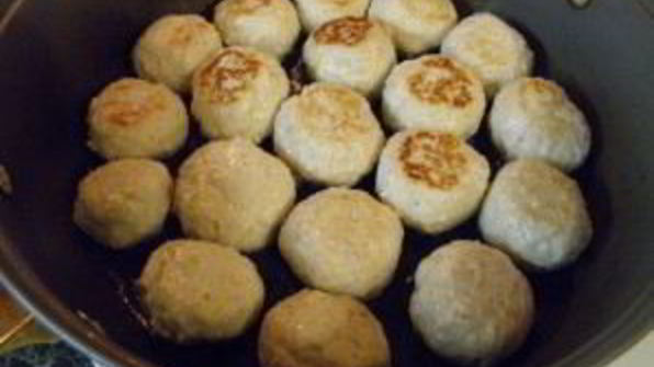 куриные тефтели с подливкой