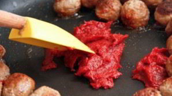 куриные тефтели в томатном соусе