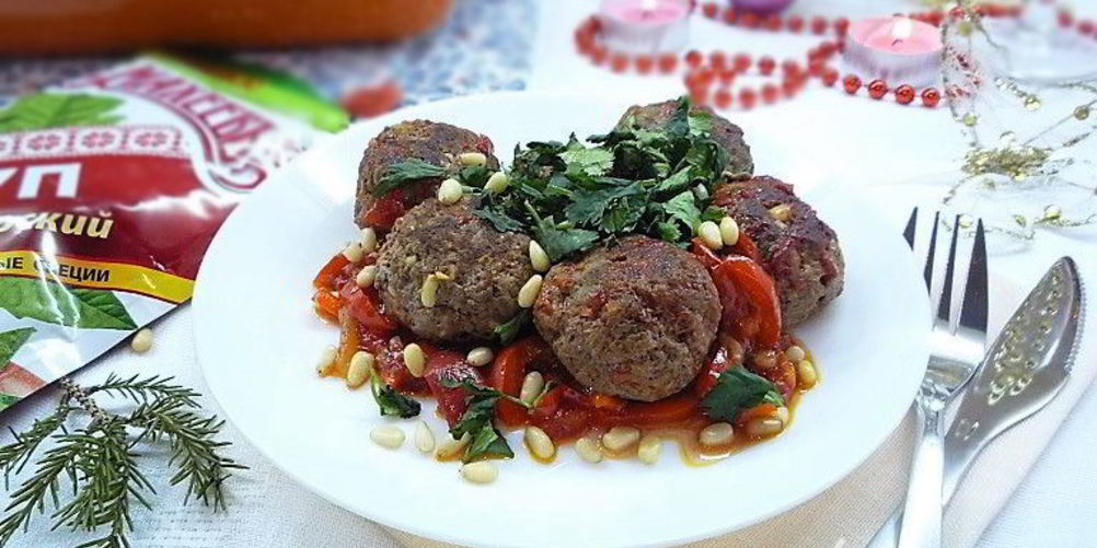 Рецепт тефтелей из баранины с томатным соусом и кедровыми орешками