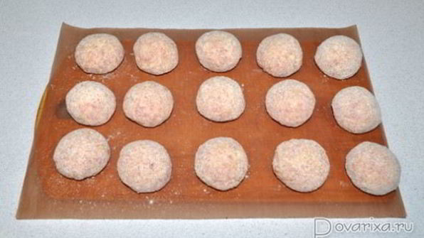 тефтели из мясного фарша с кускусом