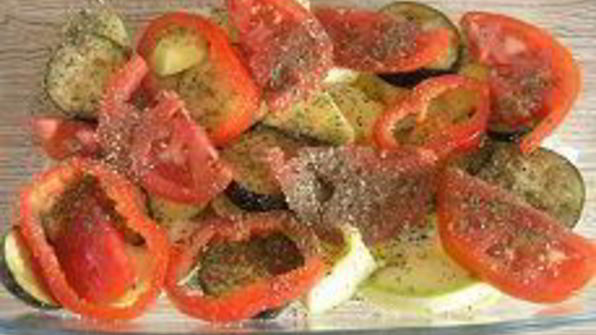 тефтели по-гречески с запеченными овощами