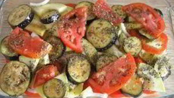 тефтели по-гречески с запеченными овощами