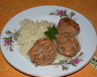 Тефтели под соусом