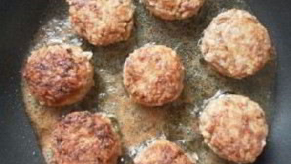 тефтели с рисом в соусе