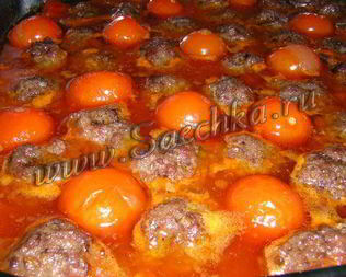 Тефтели с томатами черри