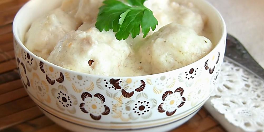 Рецепт тефтелей в молочном соусе