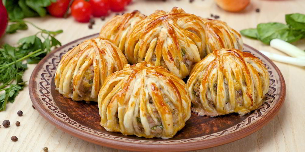 Рецепт тефтелей в слоеном тесте