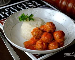 Тефтельки из говяжьего фарша с сыром в томатном соусе