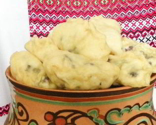 Паровые вареники с черникой