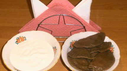 Шоколадные вареники с творогом