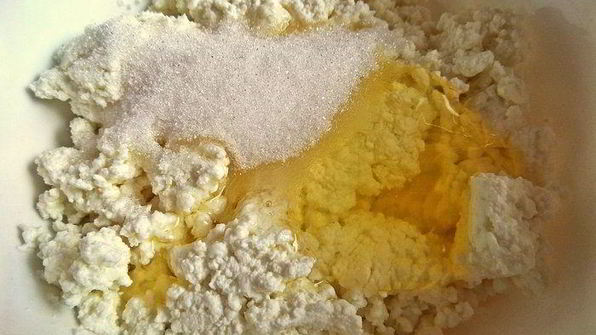 вареники с творогом и черешней