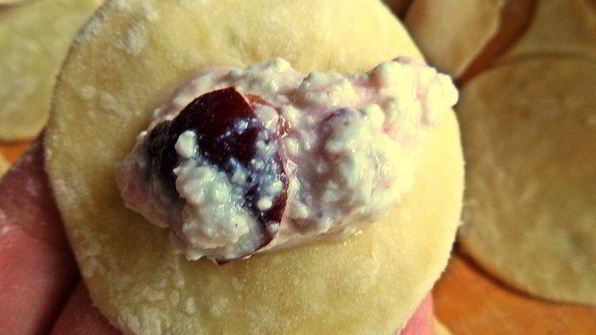 вареники с творогом и черешней