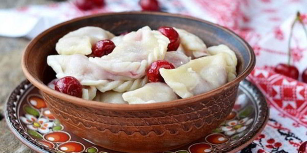 Рецепт вареников с замороженной вишней