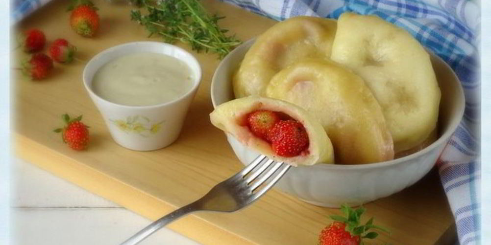 Рецепт вареников творожных с ванильно-тимьяновым соусом