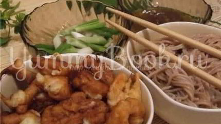 Зару соба Гречневая лапша, овощи темпура и креветки