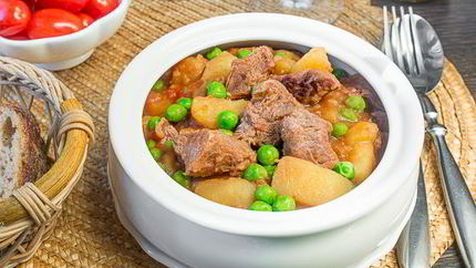 Ирландское жаркое из говядины в темном пиве