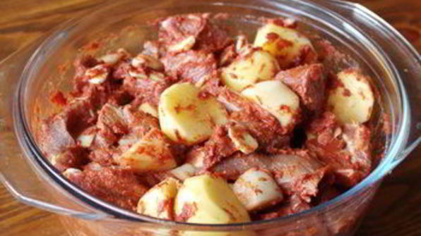 ирландское жаркое из говядины в темном пиве