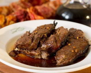 Коричневое жаркое по-венски