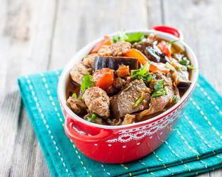 Пряное жаркое из мяса ягненка и овощей