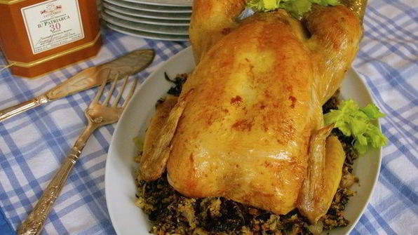 жаркое из фаршированной курицы