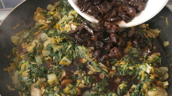 жаркое из фаршированной курицы