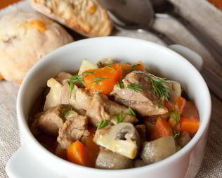 Жаркое из индейки с карри и грибами