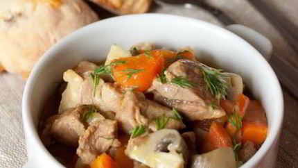 Жаркое из индейки с карри и грибами