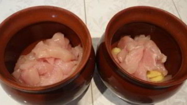 жаркое из курицы, картошки и грибов