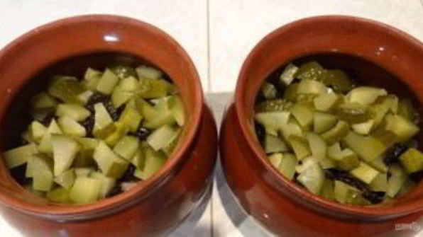 жаркое из курицы, картошки и грибов