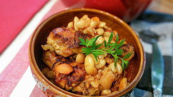 жаркое из курицы с фасолью