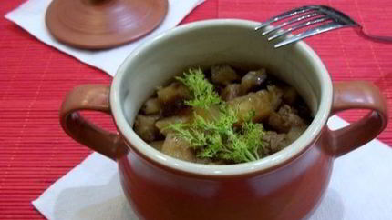 Жаркое в горшочке