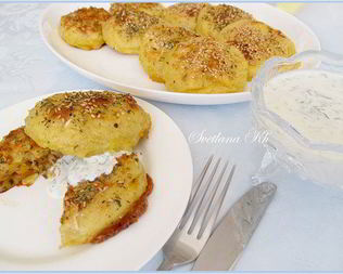 Картофельные зразы с капустой, запеченные в духовке