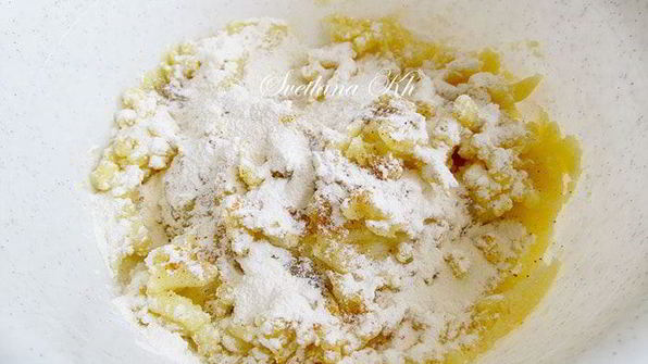 картофельные зразы с капустой, запеченные в духовке