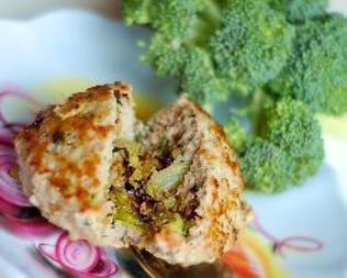 Куриные зразы с капустой