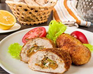 Куриные зразы с лисичками