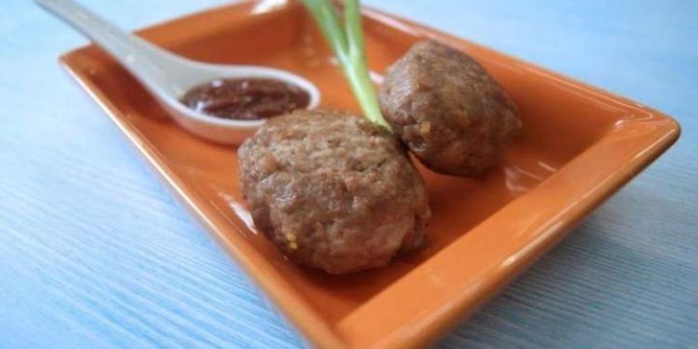 Рецепт мясных зраз с яйцом и луком