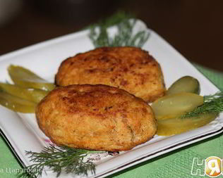 Рыбные зразы с грибами и сыром