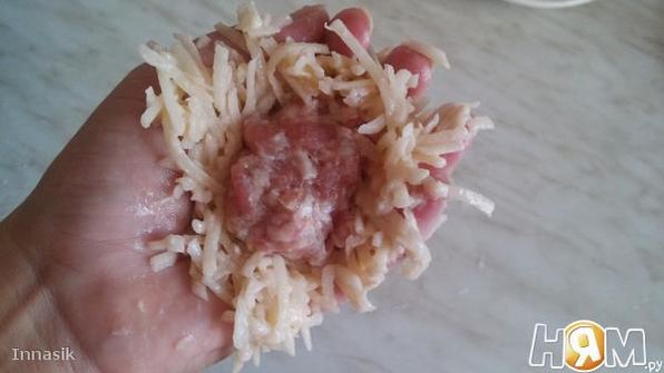 тушеные картофельные зразы