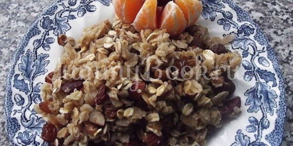 Рецепт геркулесовой каши с миндалем и изюмом в мультиварке