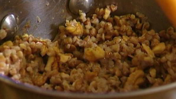 гречка с черносливом и грецкими орехами